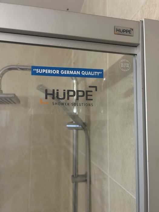 Cabina dus Huppe Alpha 90x90 cm + cadita - Germania
