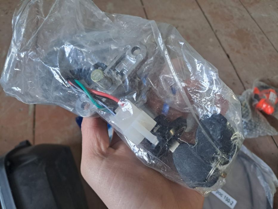 Продам запчасти на мопед