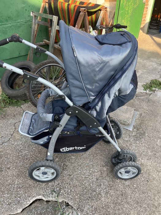 Детска количка удобна