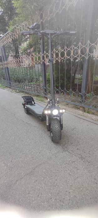 Kugoo Kirin M5 ..