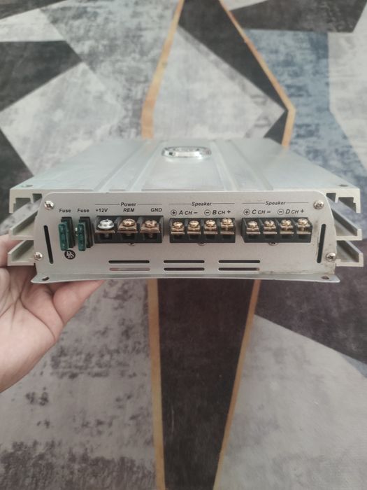 Продам усилитель DLS