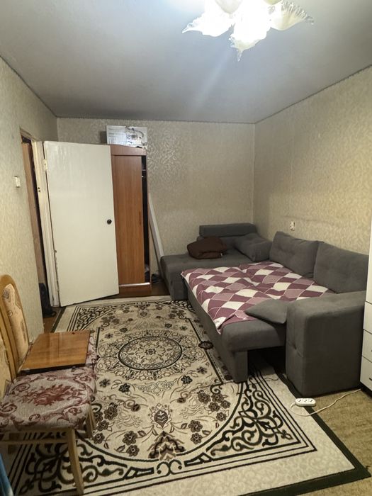 Продам 1ком квартиру !