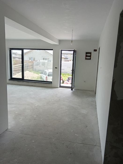 Casa de vânzare in Slatiora