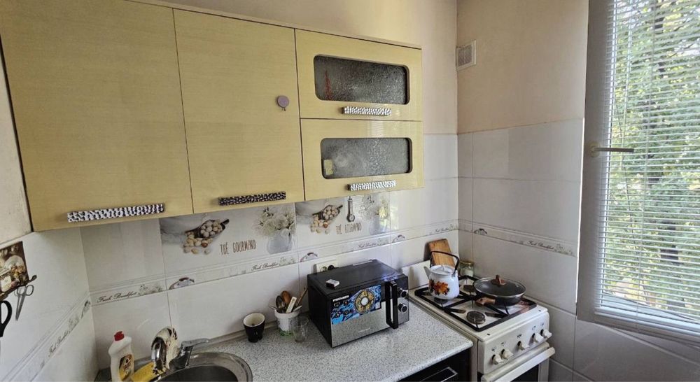 Чиланзар 3.  2комнатная ремонт хороший.