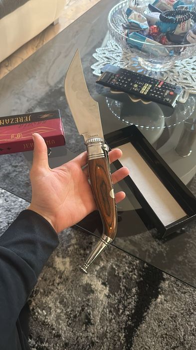 Vând briceag spaniol de 40cm