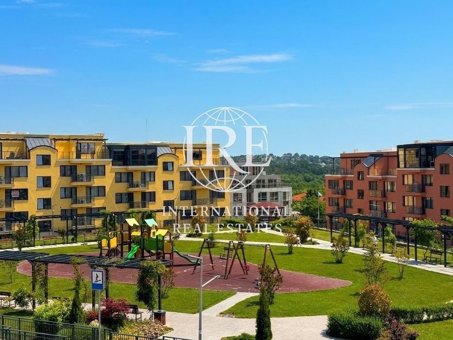 Продава се Двустаен апартамент в к.к. Св.Св. Константин и Елена - 48 кв.м за 2490 €/кв.м - Снимка #3