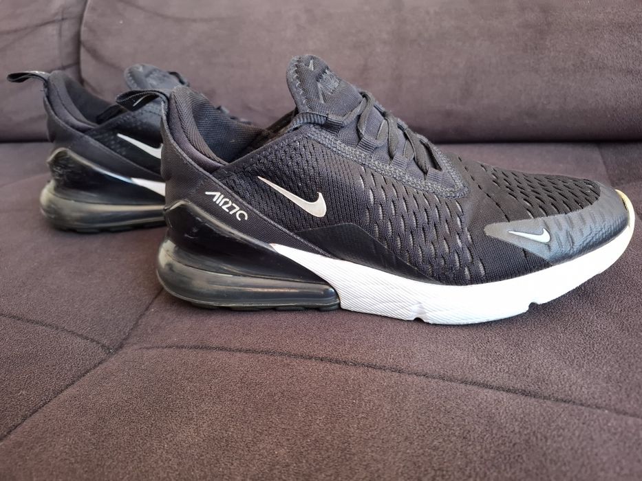 Оригинални маратонки Naik Air Max 270