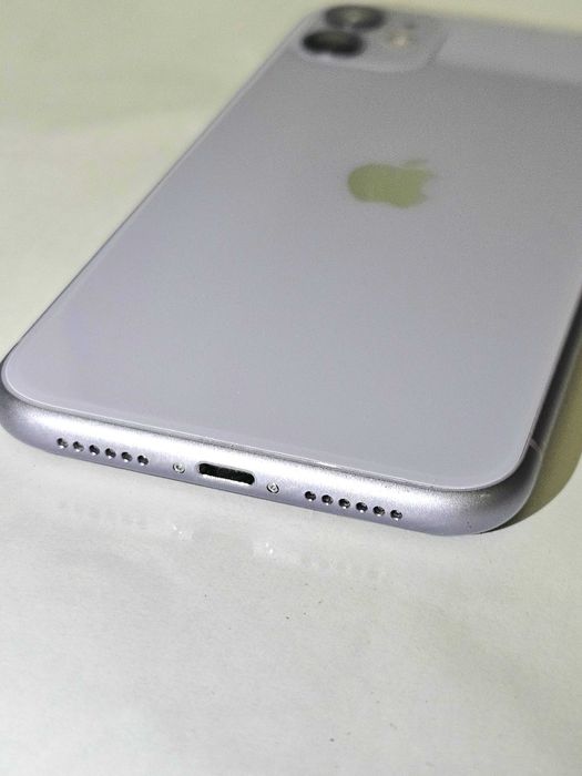 Purple iPhone 11 (128GB) (фиолетовый)