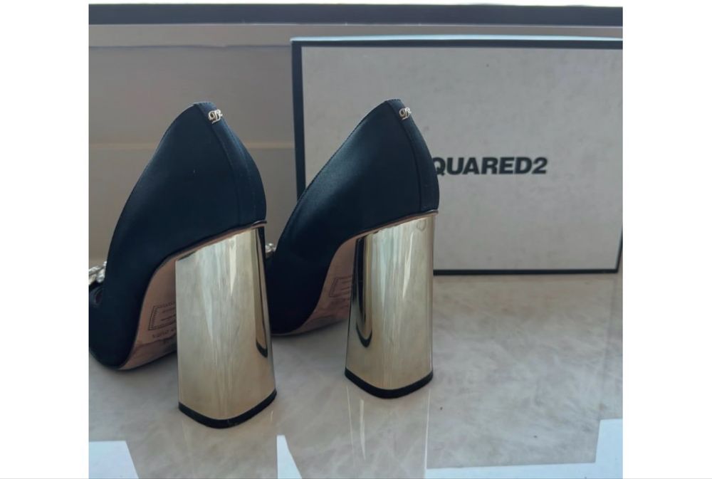 Обувки на висок ток Dsquared2