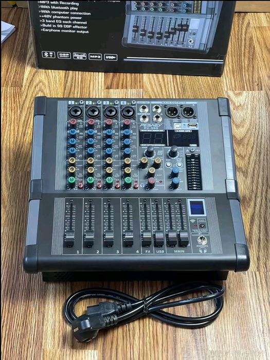 Музыкальный аппаратура