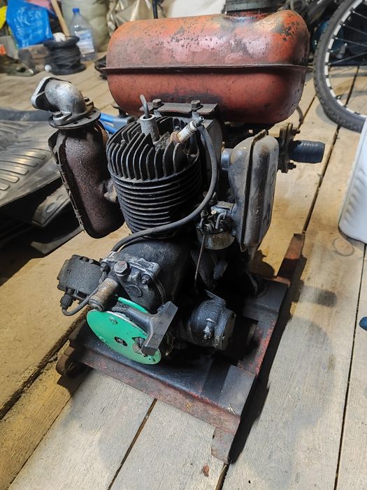 Продам мотопомпу