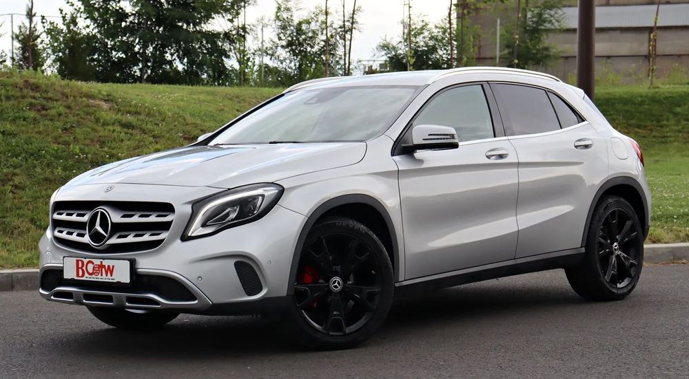 Mercedes-Benz GLA 2018 / Facelift / 4 Matic / 177 CP / Camera / Incalzire/Full LED