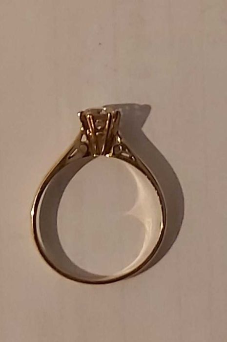 Inel logodna aur 18 carate, cu diamant 0,50 carate model vintage.