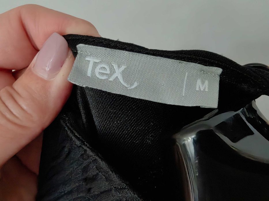 Платье женское, чёрное. Размер 44