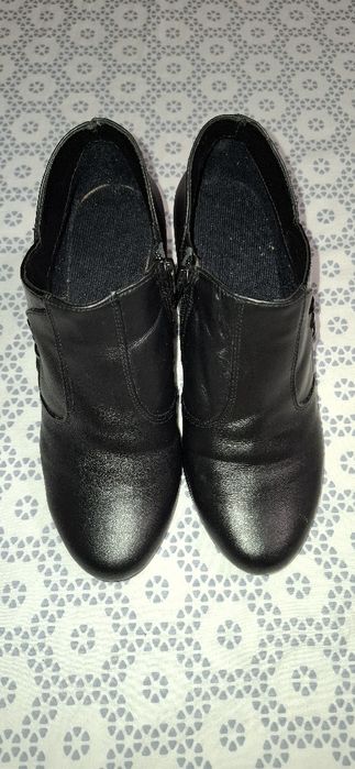 Pantofi piele primăvara - toamna