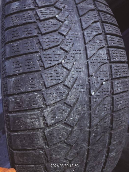 Зимние шины продается 4 штук