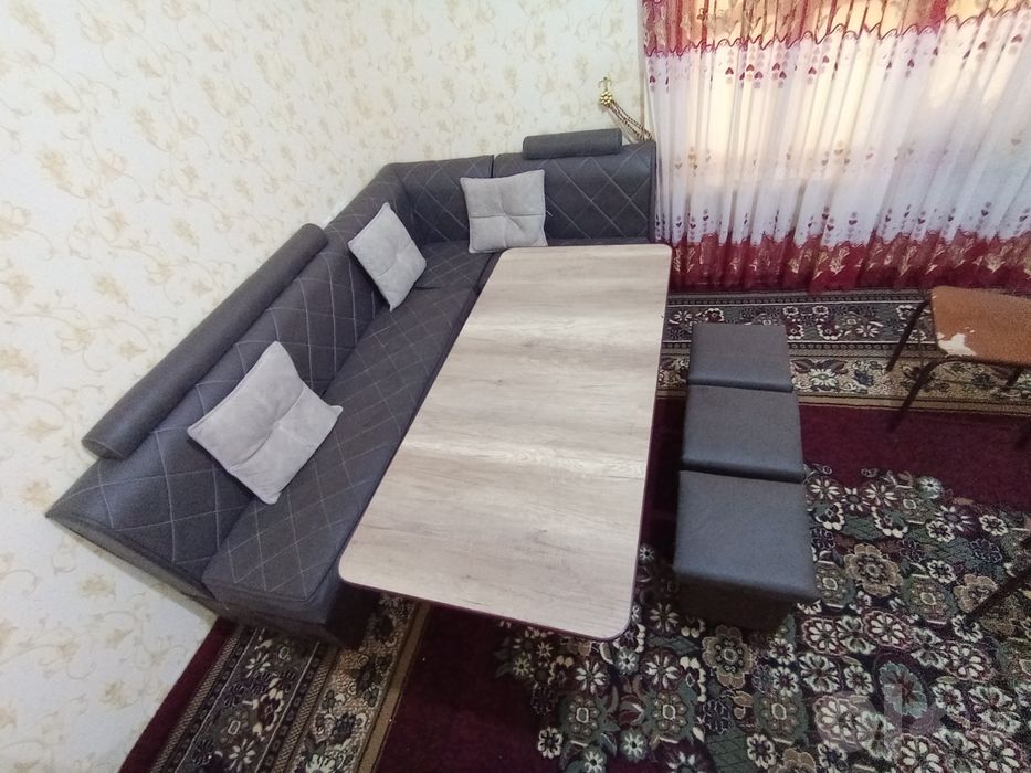 Продаю мебельный уголок