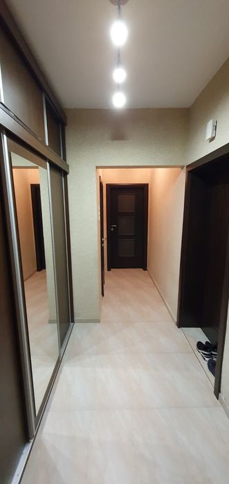 Дава се под наем Двустаен апартамент в Бургас, Лазур - 67 кв.м за 459 € - Снимка #7