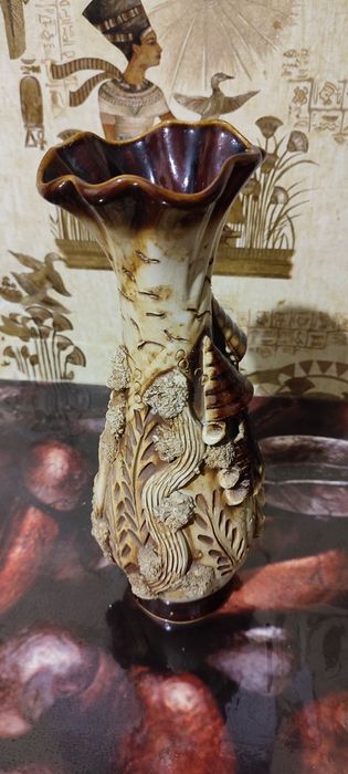 Настольные вазы для цветов