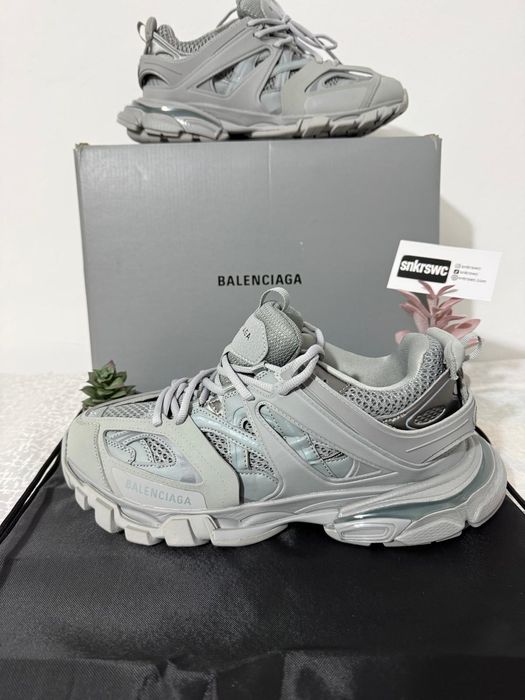 Balenciaga Track Gri (DS) (DOAR 40)