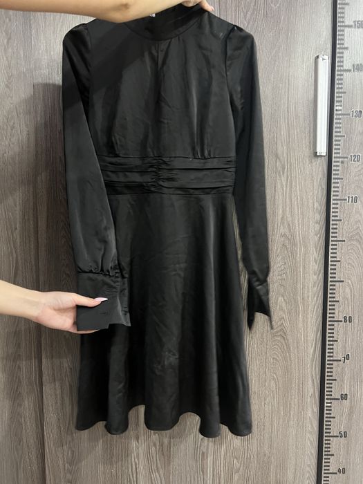 Вечерние платья одевались 1-2 раза