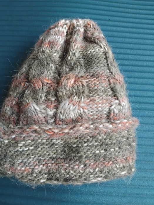 Луксозна Вълнена Зимна Шапка Achti