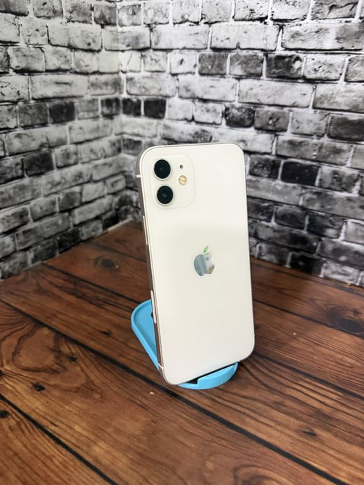 Iphone 12 64 gb.