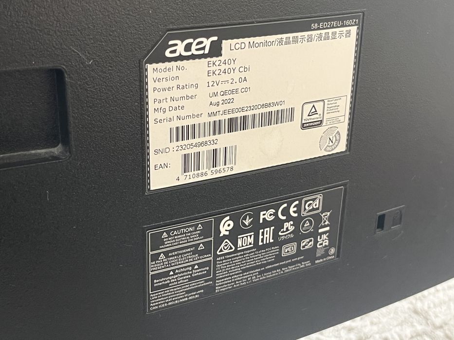 Acer Ek250Y cbi ползлались редко