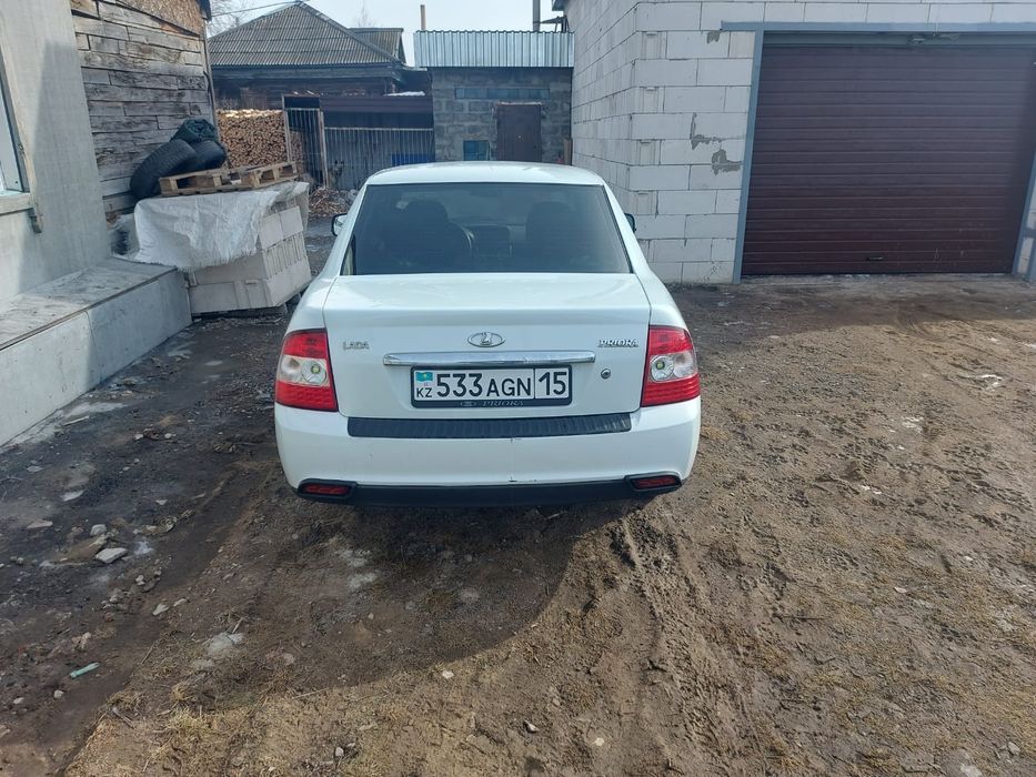 Продам Ладу приору 2014г. В.