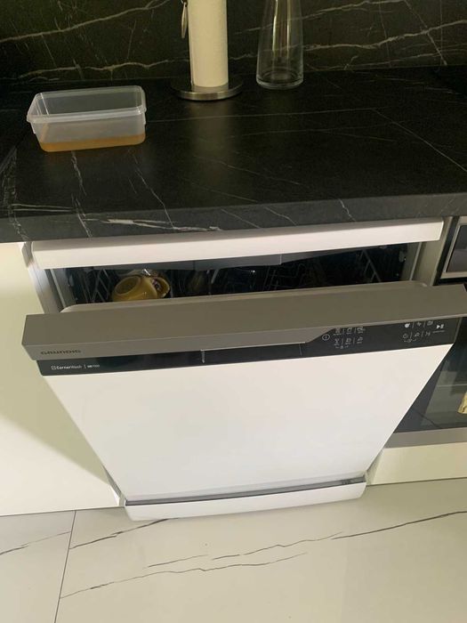 миална Grundig GR 7700