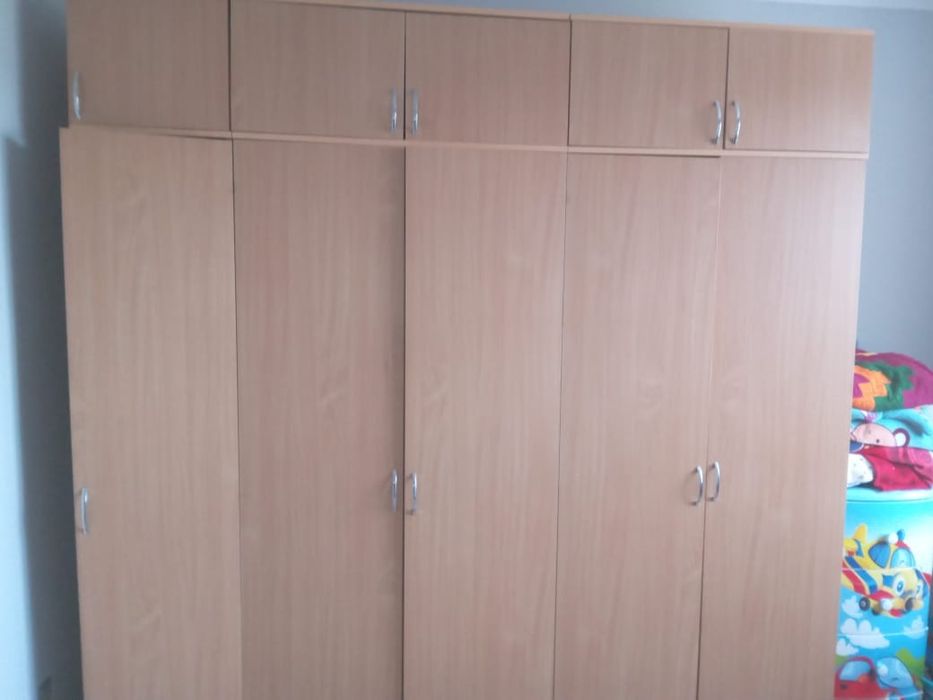 Продам шкаф с полками