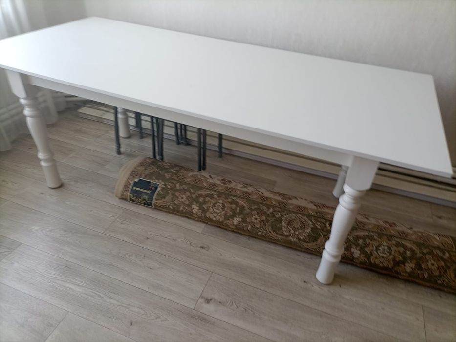 Продам Стол столовый