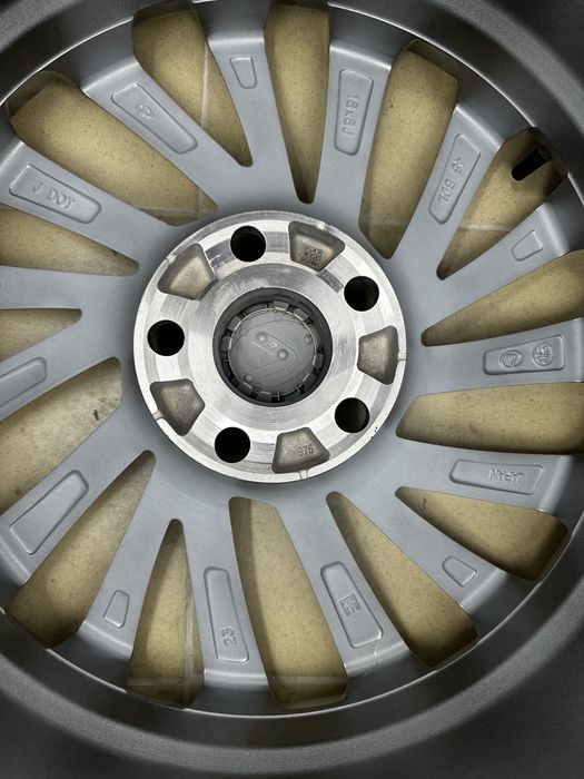 Комплект колес LEXUS ES R18