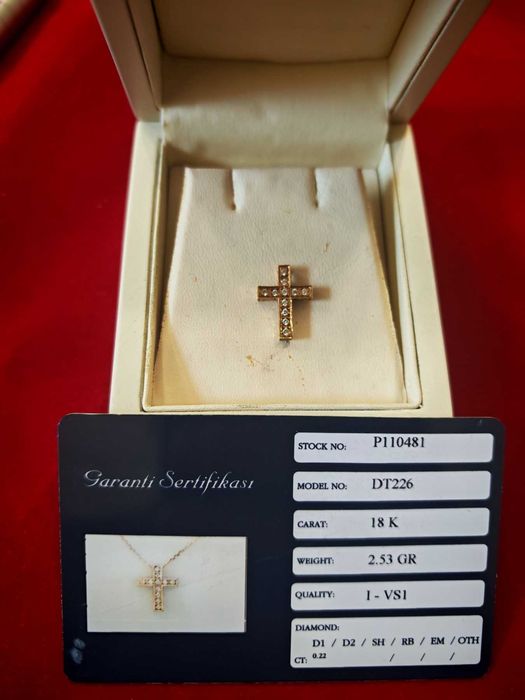 ***Уникат*** Златен кръст с БРИЛЯНТИ