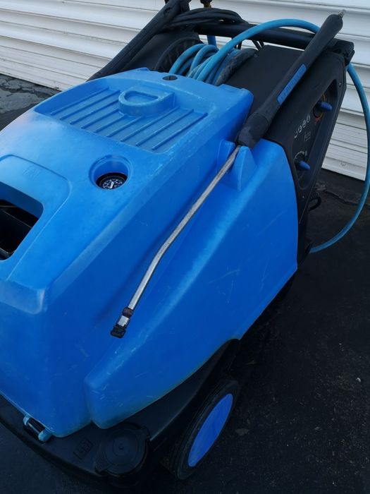 Пароструйка  Nilfisk Neptune 3 Alto 200 bar15l/min 380V Керамика Бута