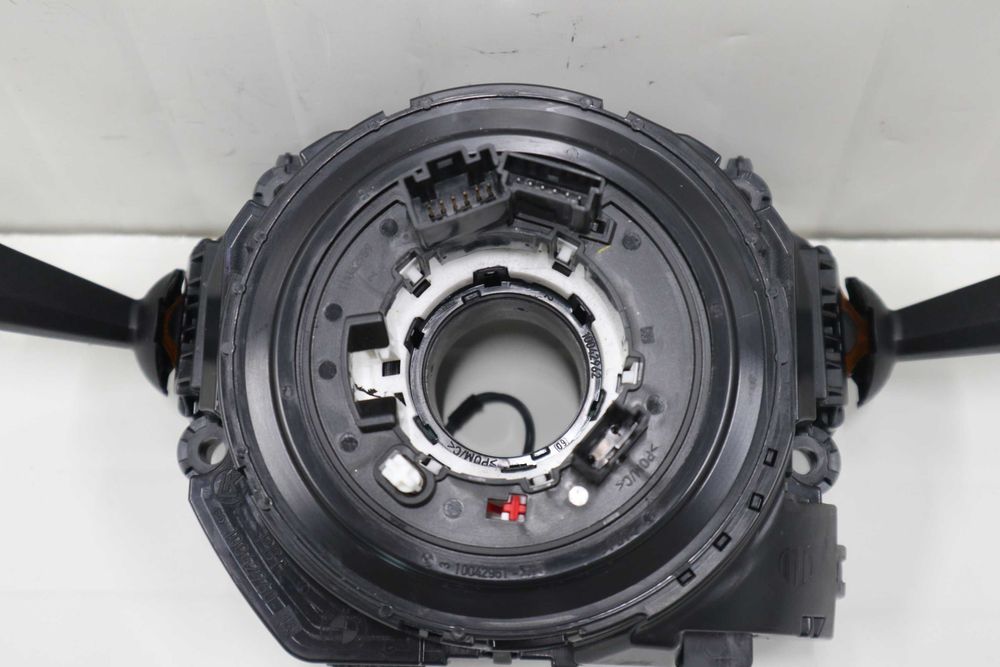 Ръчки волан Лентов кабел БМВ Ф20 Ф21 Ф31 Ф25