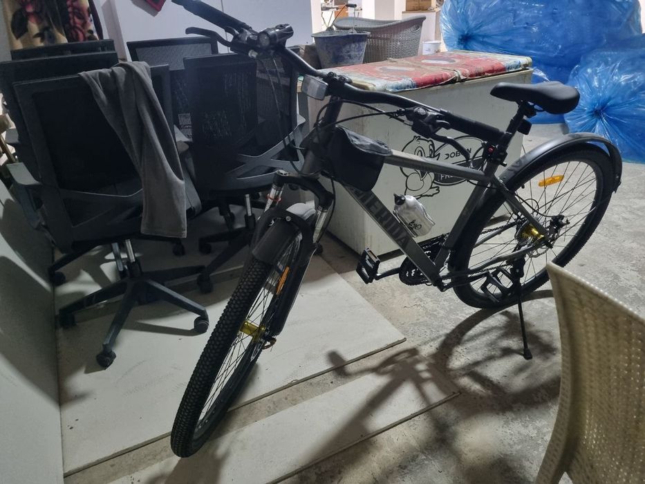 Velosiped yangi pul kerak uchun sotvomani