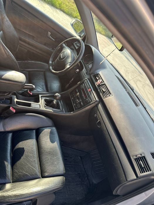 AUDI A4 2001 — imagine 5