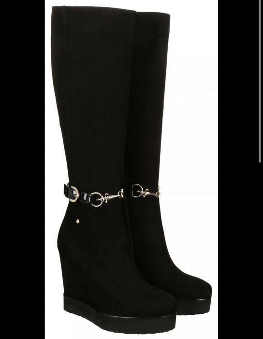 Дамски кожени ботуши Cesare Paciotti