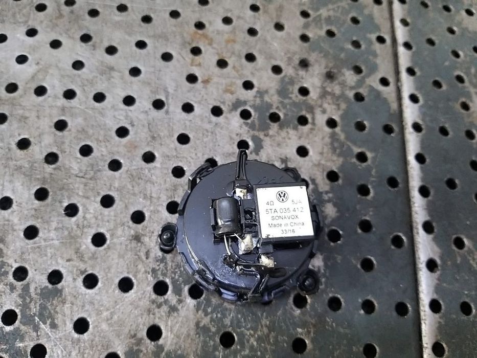 Boxa tweeter stanga spate vw touran 3 5ta035412