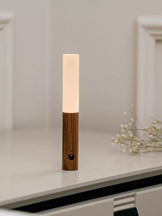 Светильник с датчиком движения беспроводной