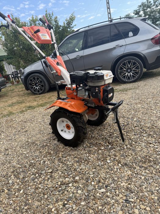 Motosapa detalii in poza pret fix 1800lei, raspund si la mesaje