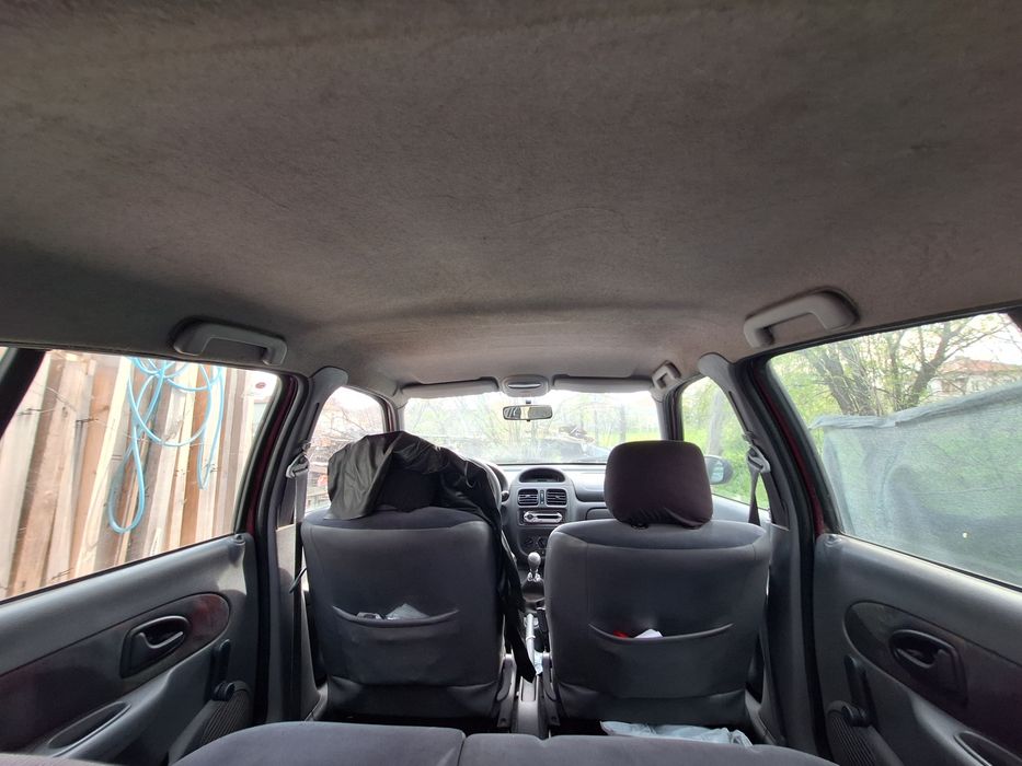 Продава се Renault Clio 1.2 бензин, 2000 г