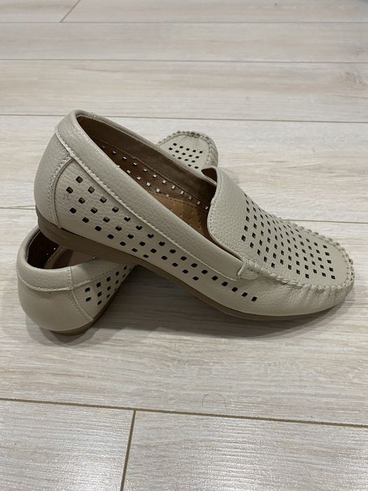 Продам туфли для мальчика