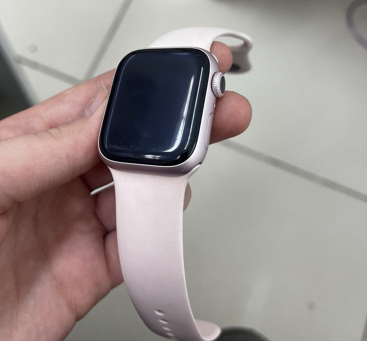 Продам Apple Watch Series 9