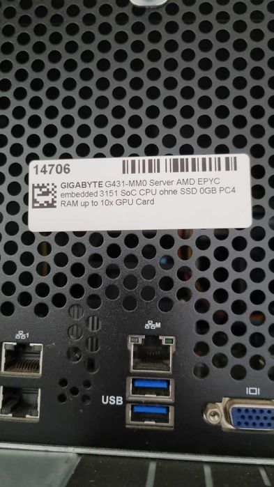 Сървър GIGABYTE G431-MM0 / AMD EPYC 3151 SoC / Поддържа 10x GPU видеокарти