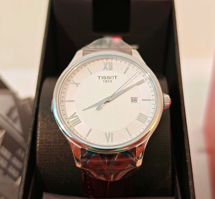 TISSOT Tradition T063.610.16.038.00 T-CLASSIC мъжки часовник чисто нов пълен комплект 100% оригинален с кутия и книжки