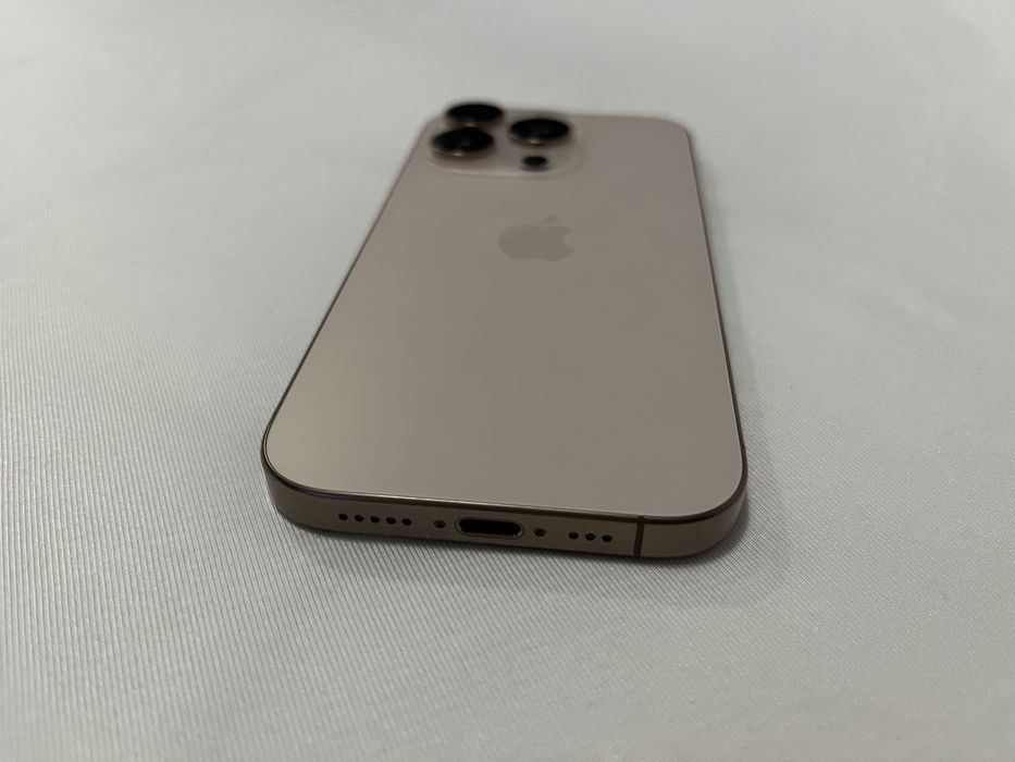 iPhone 16 Pro 256GB Desert Titanium