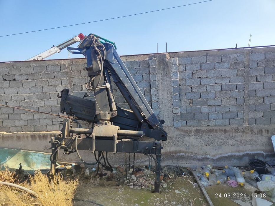 Манипулятор сотилади хиаб 100.. Холати яхши