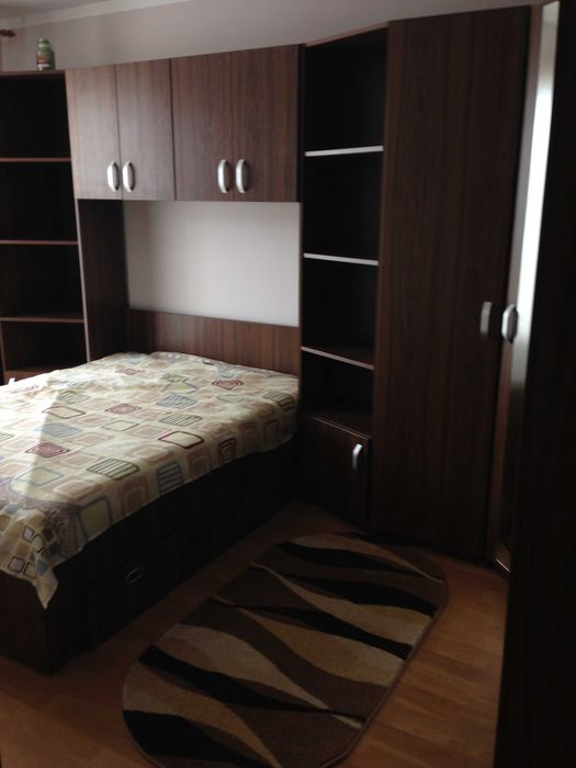 Vand apartament 3 camere decomandat Cartier Vitrometan